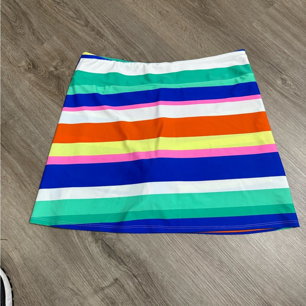 Jude Connally short multi color size small